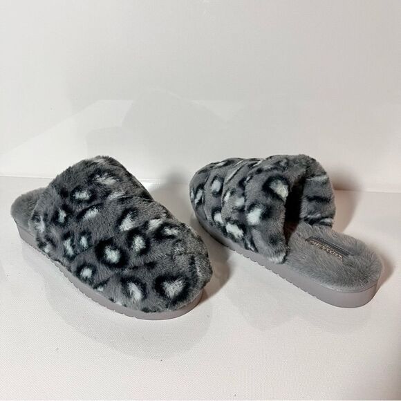 Koolaburra Starleen Abstract Fluff Slippers - Picture 3 of 6